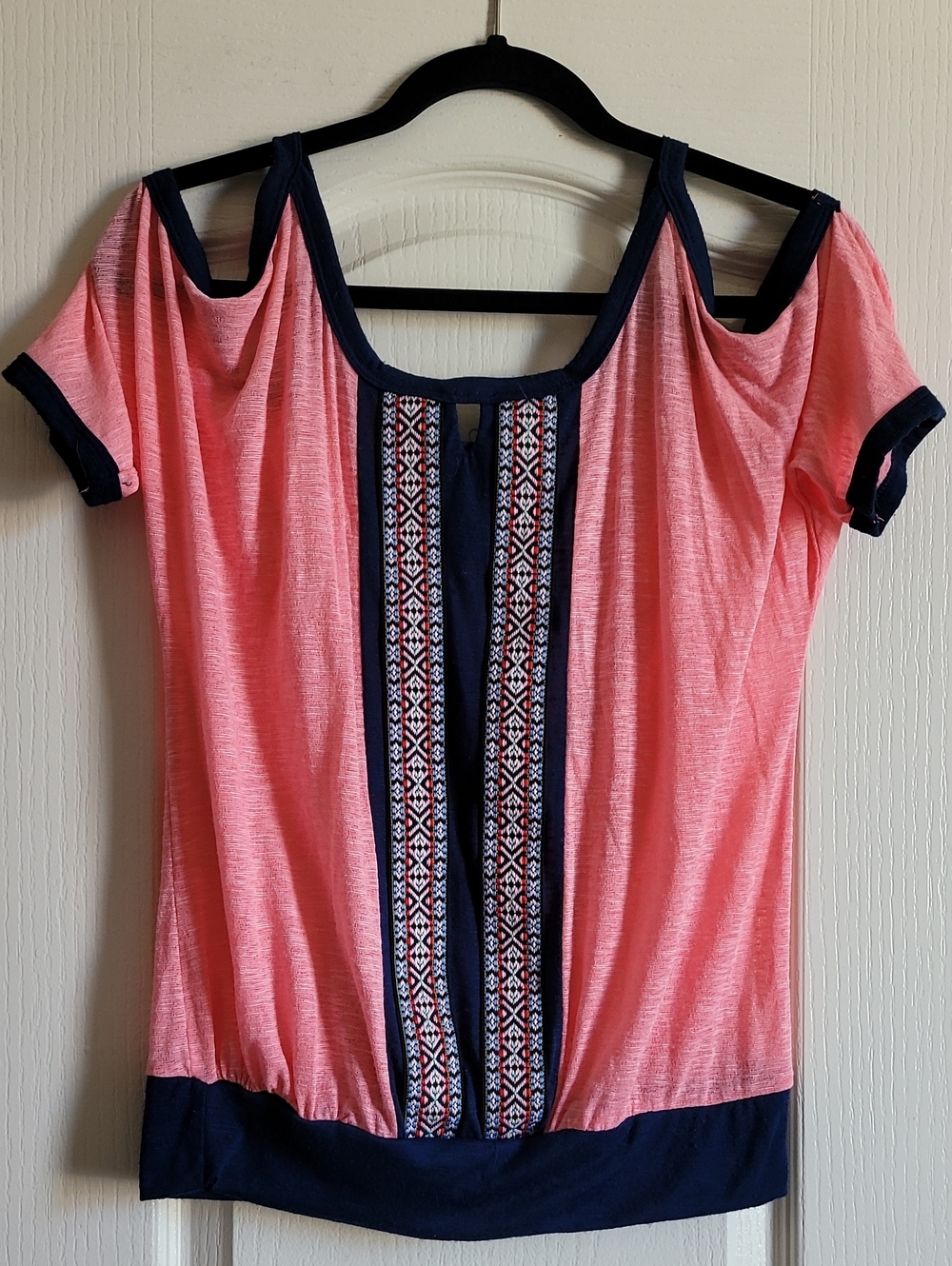 Daytrip- Pink Cold-Shoulder Embroidered-Trim Tunic Top